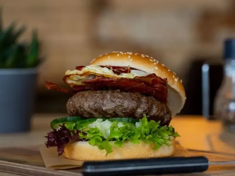 Burgerspecial met friet